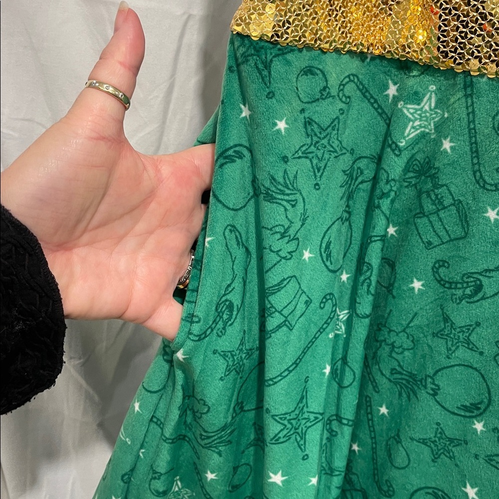 Green Grinch juniors dress nwt soft XXS (00) holiday Christmas outfit. - Picture 3 of 12
